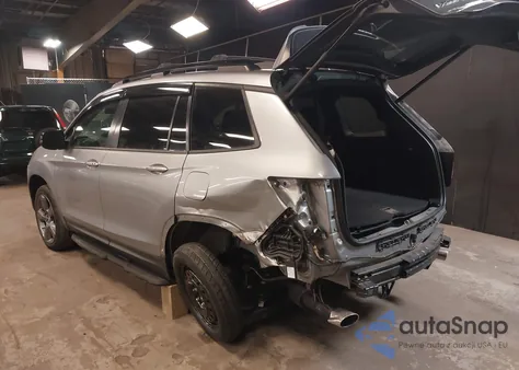 2020 Honda Passport Awd Touring z USA, uszkodzony, nr VIN 5FNYF8H95LB006529